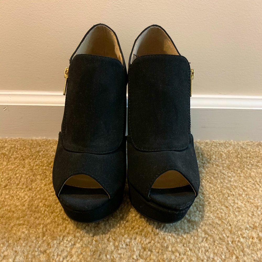 Body Central High Heel